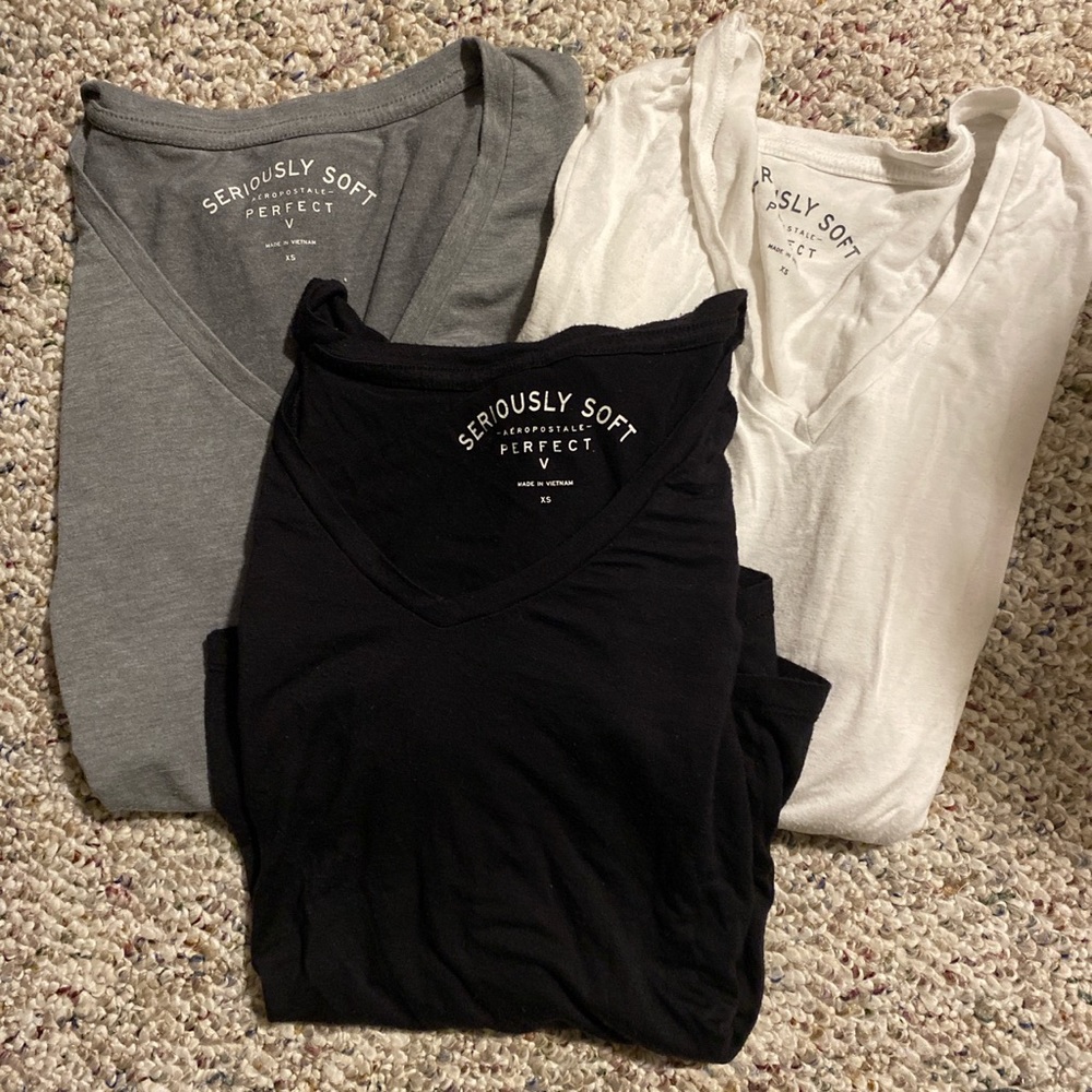Aeropostale Seriously Soft Perfect V Bundle